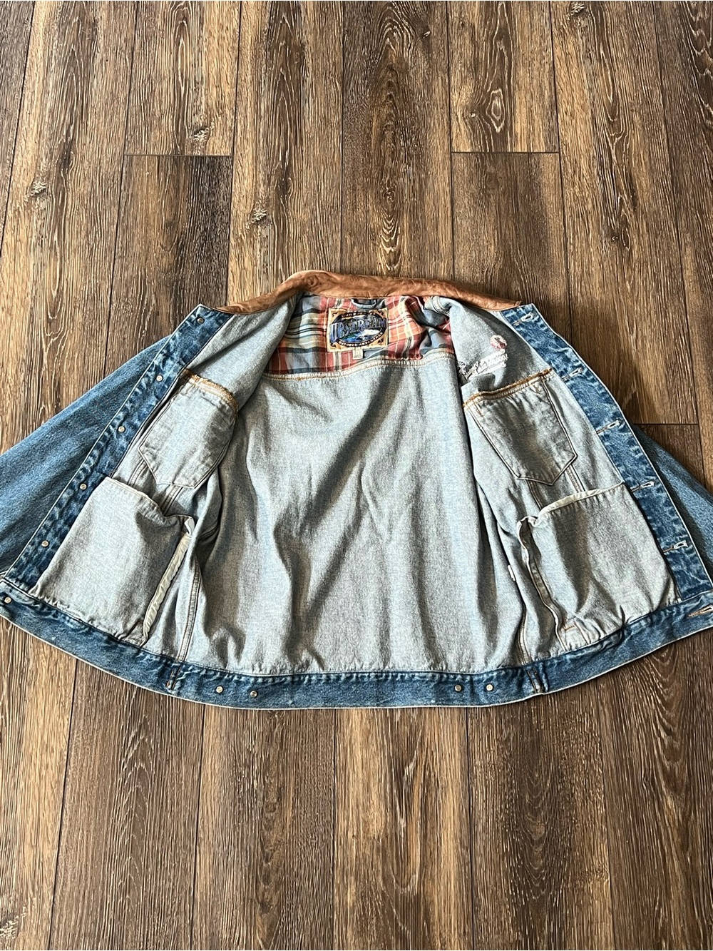 Vintage Dunbrooke Upstream Denim Jacket with Embroidered Logo Size Large - Picture 5 of 13